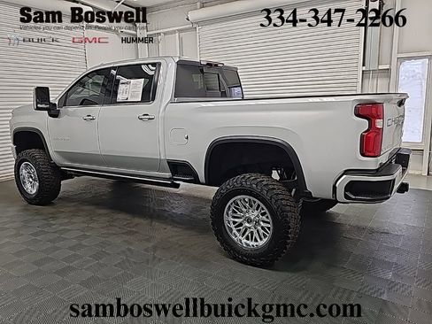 Used 2022 Chevrolet Silverado 2500 High Country image 5