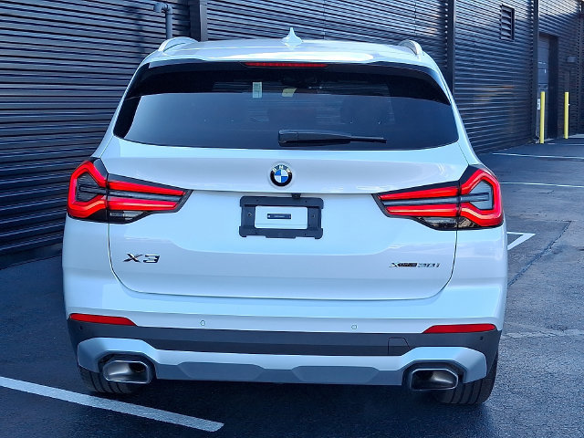 Used 2024 BMW X3 xDrive30i w/ Premium Package AWD/4WD image 6