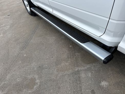 Used 2018 RAM 1500 Outdoorsman image 14