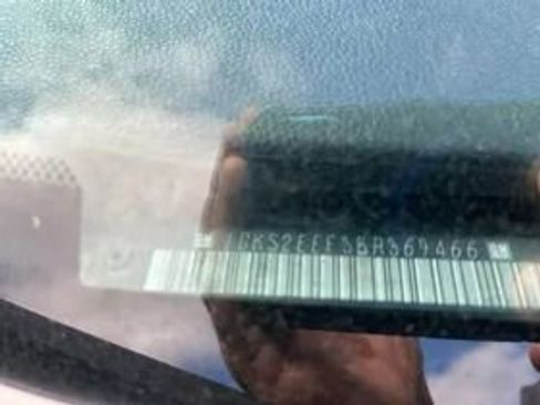 Used 2011 GMC Yukon Denali image 20