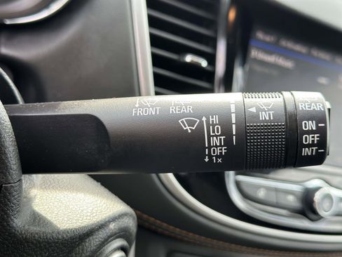 Used 2022 Chevrolet Trax LS w/ Tint and Cruise Package image 17