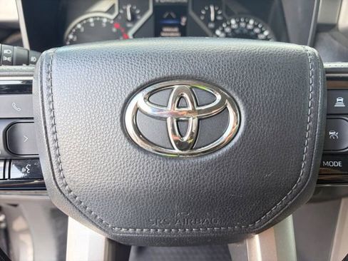 Used 2023 Toyota Tundra SR5 w/ SR5 Convenience Package AWD/4WD image 7