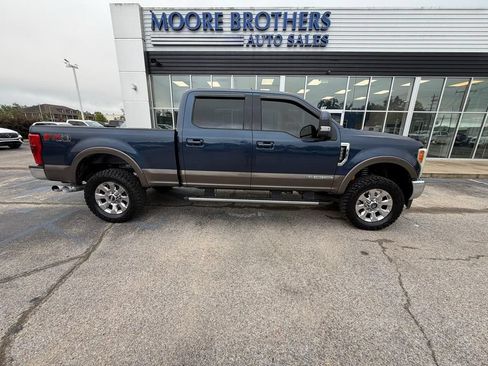 Used 2017 Ford F250 Lariat w/ Lariat Ultimate Package AWD/4WD image 1