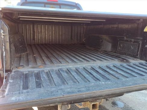 Used 2014 Toyota Tacoma 4x4 Double Cab w/ SR5 Package image 7