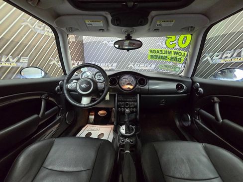 Used 2005 MINI Cooper S image 18