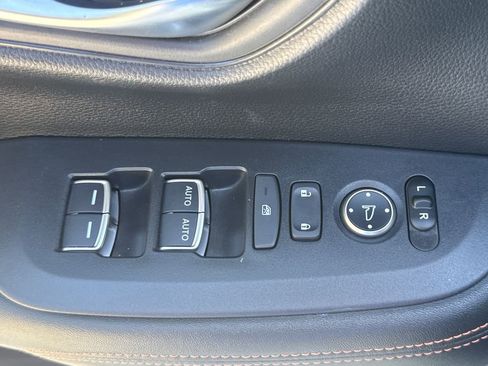 Certified 2024 Honda HR-V Sport image 15