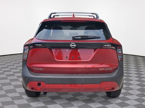 New 2026 Nissan Kicks SR w/ Cold Weather Package image 4