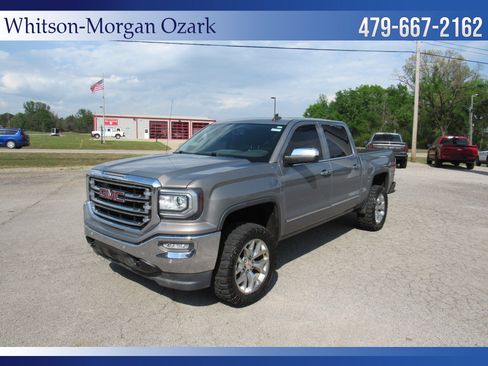 Used 2017 GMC Sierra 1500 SLT w/ SLT Premium Package image 3