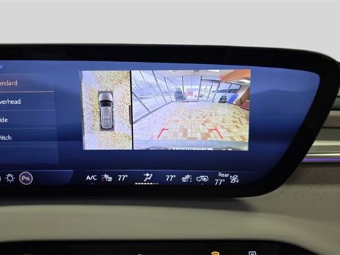 Used 2025 Buick Enclave Avenir image 20