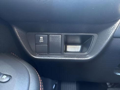 Used 2025 Honda HR-V Sport image 17