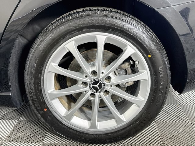 Used 2020 Mercedes-Benz A 220 image 33