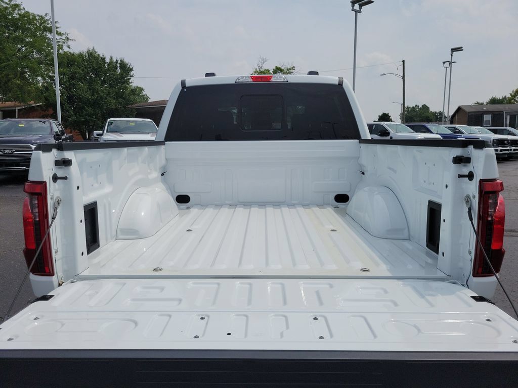New 2026 Ford F150 XLT w/ Equipment Group 302A MID AWD/4WD image 10