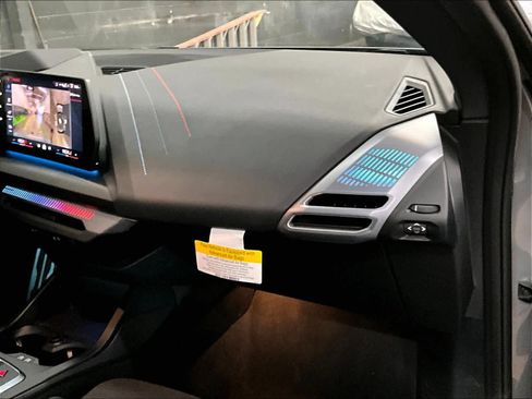 Certified 2025 BMW M235i xDrive w/ Premium Package AWD/4WD image 17