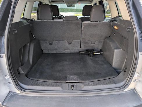 Used 2016 Ford Escape SE w/ Equipment Group 201A image 11