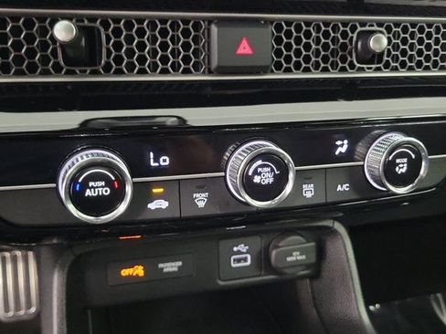 Certified 2024 Honda Civic Sport image 30