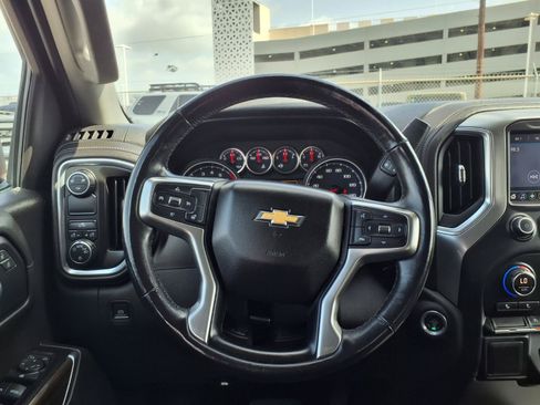 Used 2019 Chevrolet Silverado 1500 LT w/ Texas Edition RWD image 12
