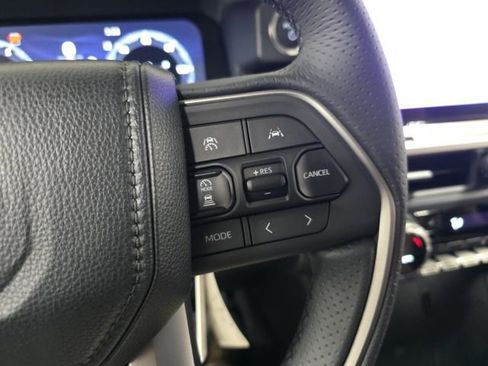 New 2026 Toyota 4Runner Limited AWD/4WD image 28