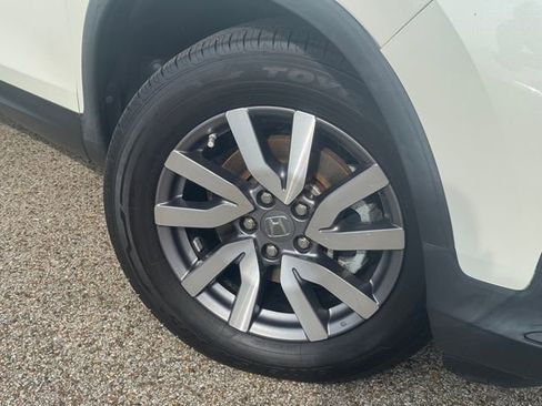 Used 2019 Honda Pilot EX image 2