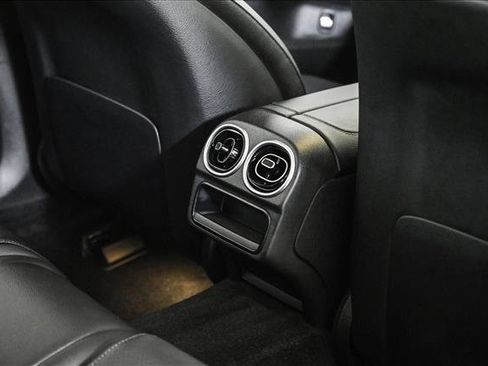 New 2026 Mercedes-Benz C 300 4MATIC Sedan image 19