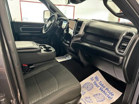 Certified 2025 RAM 2500 Big Horn AWD/4WD image 39