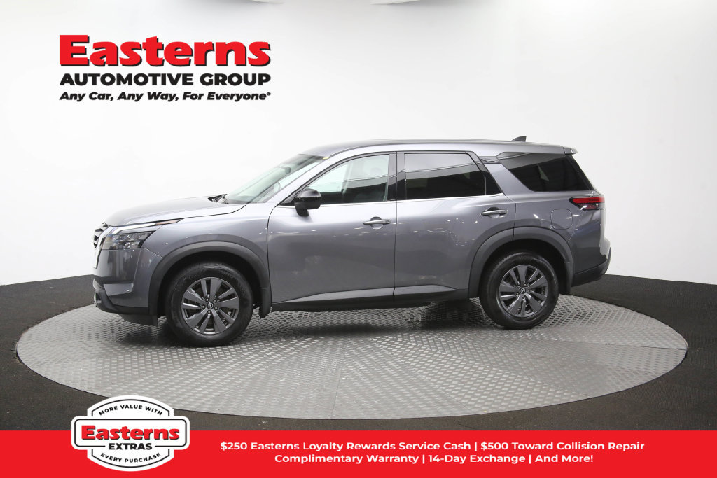 Used 2024 Nissan Pathfinder S AWD/4WD image 61