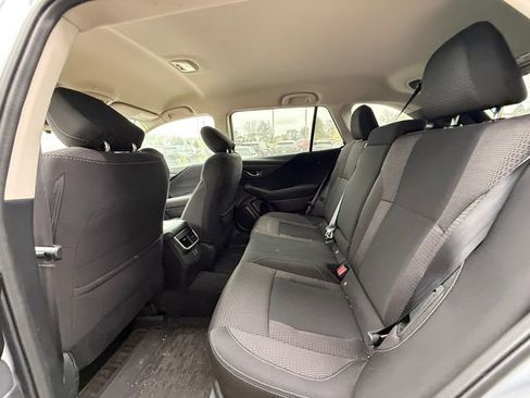 Used 2023 Subaru Outback Premium image 5