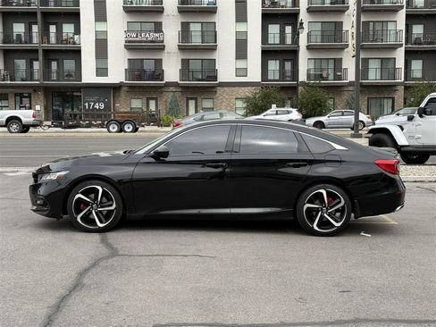 Used 2020 Honda Accord Sport image 4