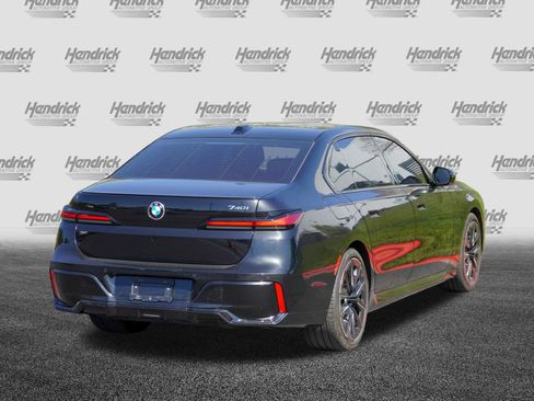 Certified 2023 BMW 740i RWD image 9