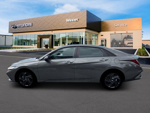 New 2026 Hyundai Elantra Sport FWD image 3