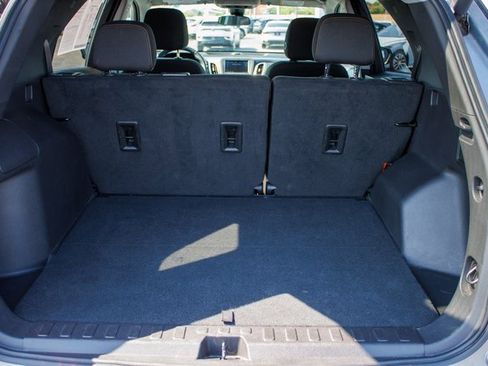 Used 2024 Chevrolet Equinox LT image 11