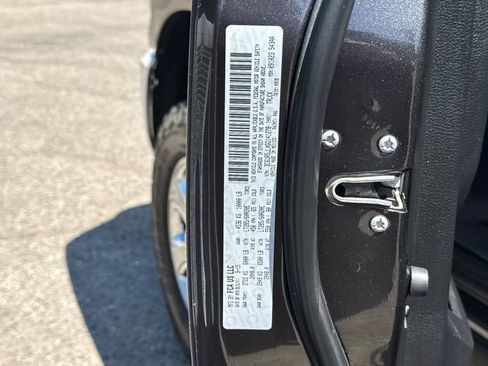 Used 2016 RAM 2500 Big Horn AWD/4WD image 35