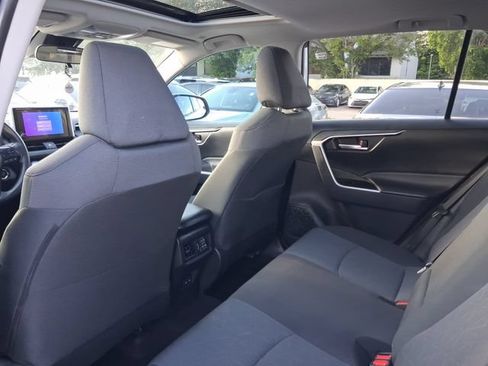 Used 2024 Toyota RAV4 XLE w/ Convenience Package FWD image 5