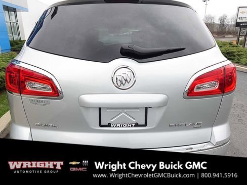 Used 2017 Buick Enclave Leather w/ Trailering Package image 4