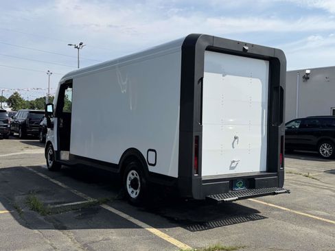 Used 2024 Chevrolet Brightdrop 600 w/ Battery Pack, Max Range AWD/4WD image 3