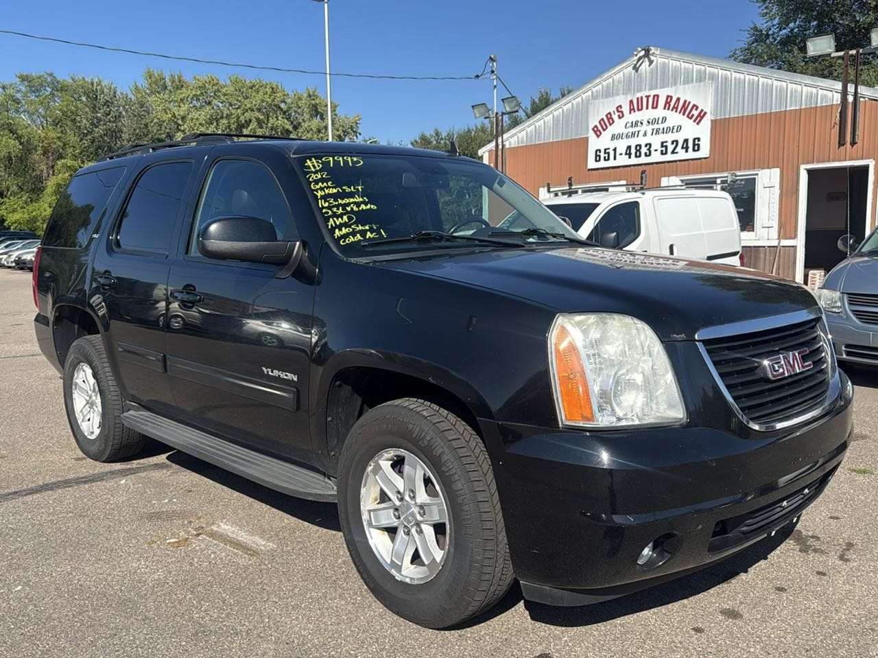 Used 2012 GMC Yukon SLT w/ SLT-2 Equipment Package AWD/4WD image 3