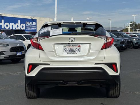 Used 2020 Toyota C-HR LE image 4