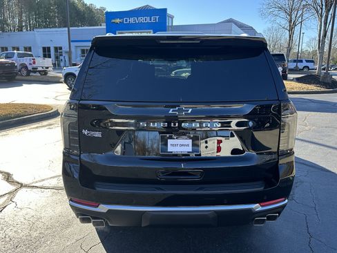 New 2026 Chevrolet Suburban High Country image 6