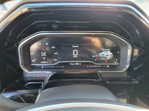 Used 2024 GMC Sierra 1500 Elevation image 20