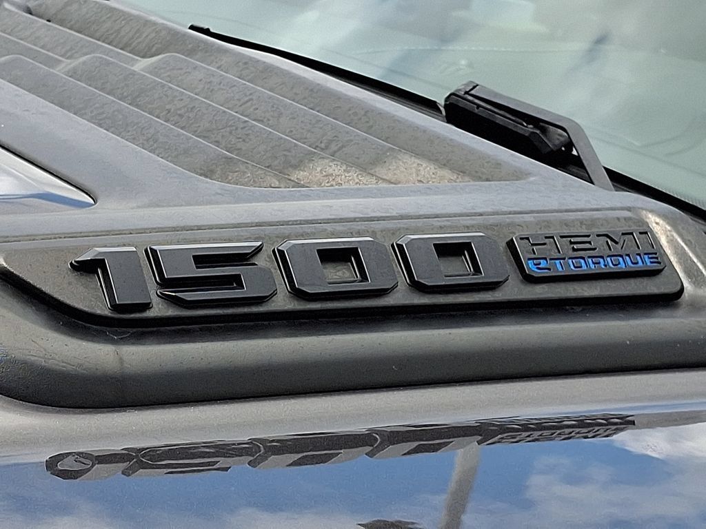 Used 2024 RAM 1500 Limited AWD/4WD image 32