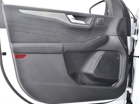 Used 2023 Ford Escape Active w/ Tech Pack #2 image 25