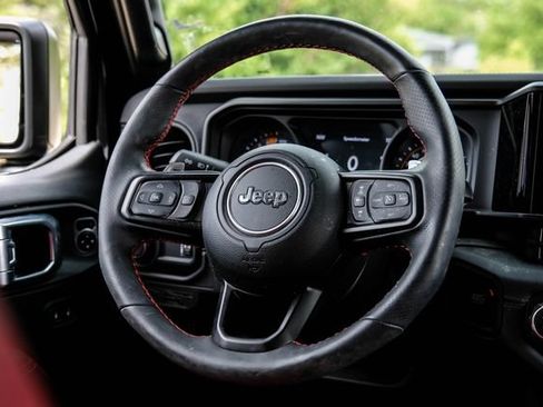 Used 2024 Jeep Wrangler Unlimited Rubicon 392 AWD/4WD image 20