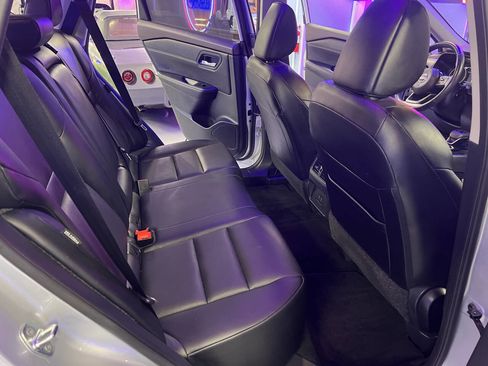 Used 2023 Nissan Rogue SV w/ SV Premium B Package image 13