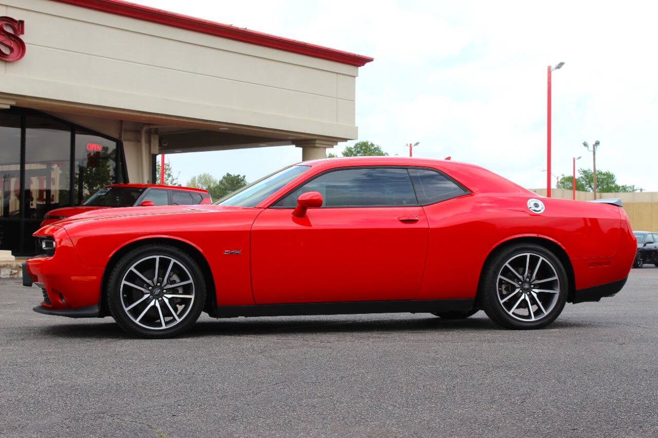 Used 2023 Dodge Challenger R/T w/ Plus Package RWD image 5