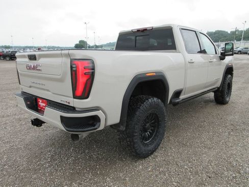 New 2026 GMC Sierra 2500 AT4 w/ AT4 Premium Plus Package AWD/4WD image 5