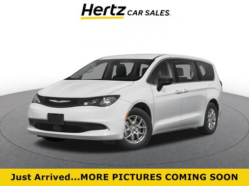 Used 2023 Chrysler Voyager LX FWD image 1