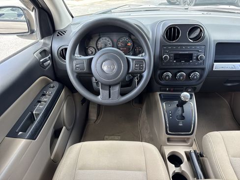 Used 2017 Jeep Compass Sport w/ Power Value Group FWD image 13