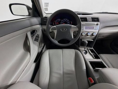 Used 2011 Toyota Camry LE w/ LE Extra-Value Pkg FWD image 13