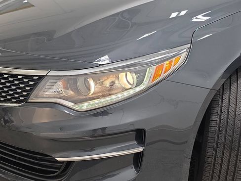 Used 2016 Kia Optima EX FWD image 29