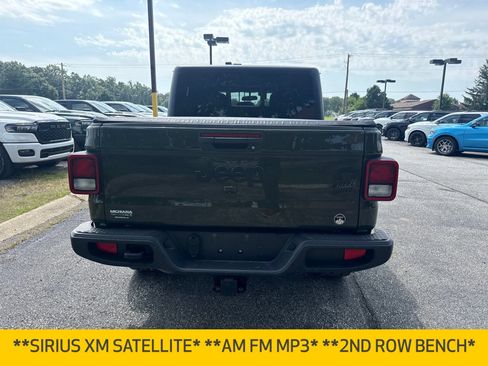 Used 2022 Jeep Gladiator Sport AWD/4WD image 11