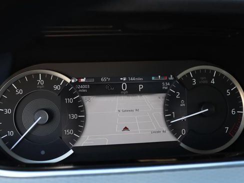 Used 2023 Land Rover Range Rover Evoque S image 44